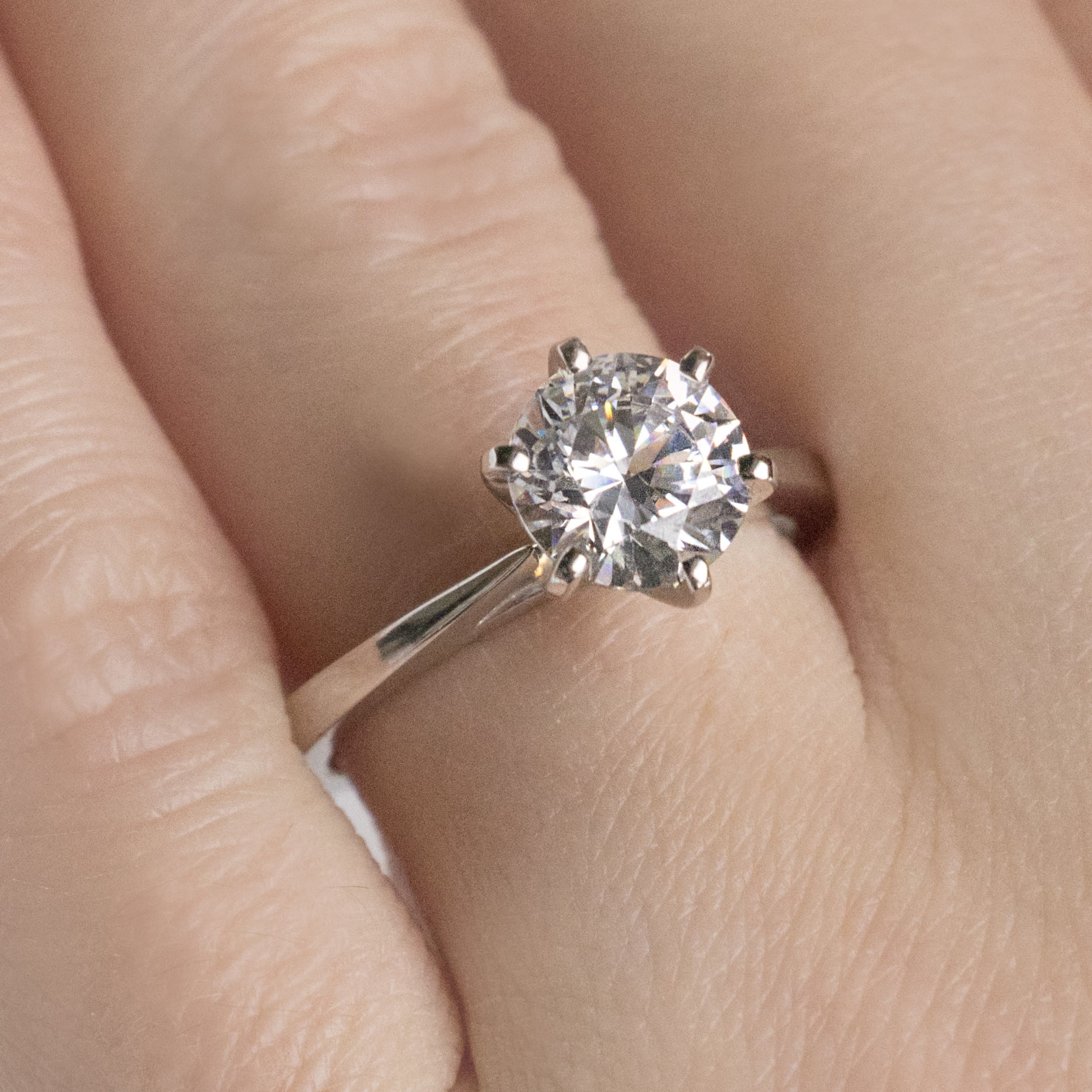 Round Cut Solitaire Engagement Ring, 14K White Gold