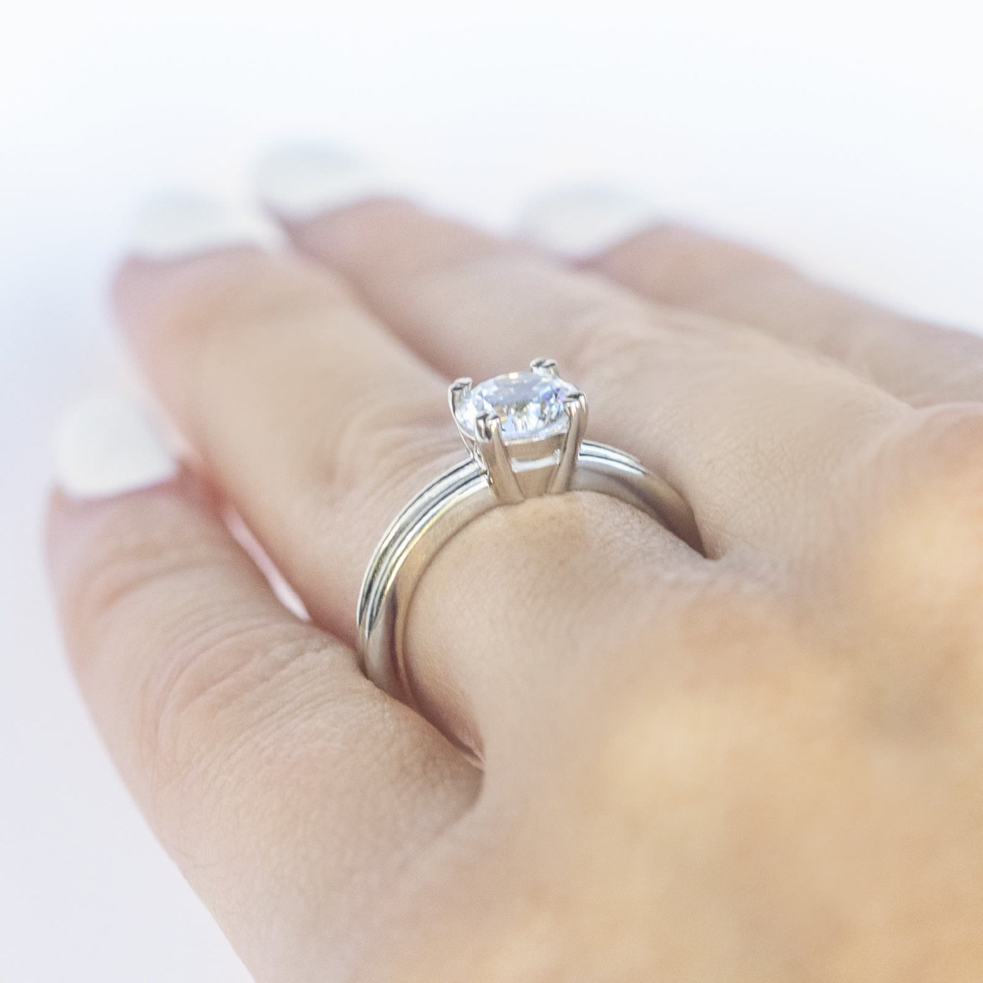 Brilliant Round Cut Solitaire Engagement Ring