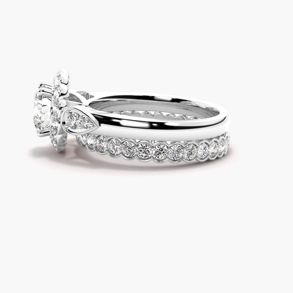 Round Brilliant Cut Moissanite Halo Ring Set For Wedding