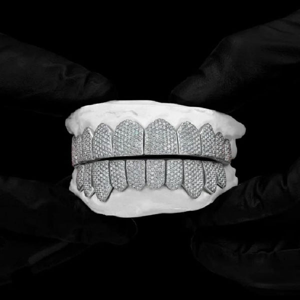 Iced Out Grillz Moissanite Customized Grillz