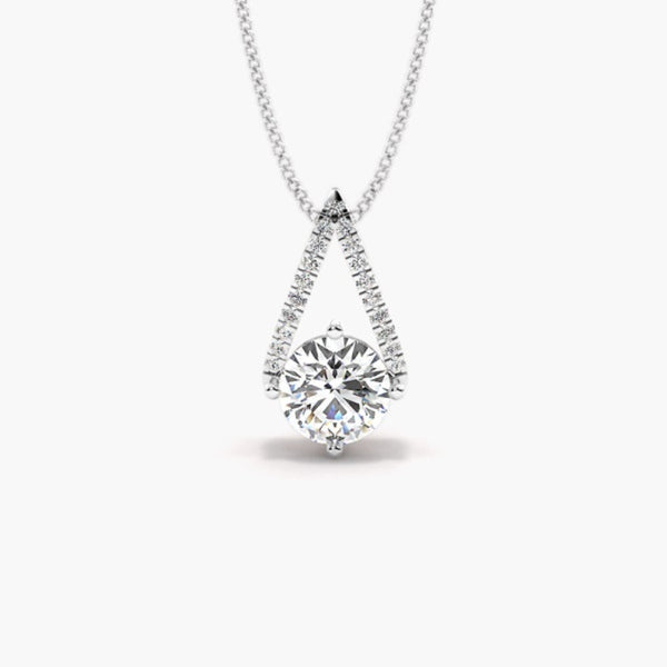 Round Brilliant Cut Colorless Moissanite Pendant