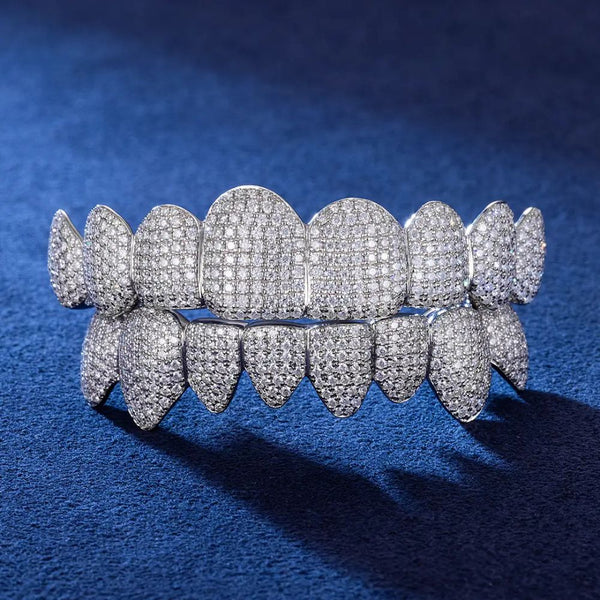 Colorless Moissanite Iced Out Classic Teeth Grillz