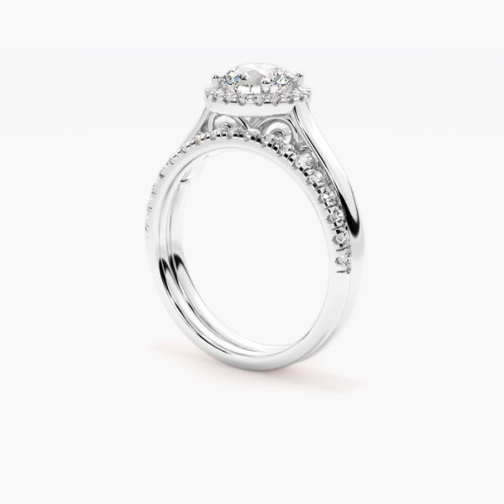 VVS1 Moissanite Round Cut Halo Bridal Ring Set