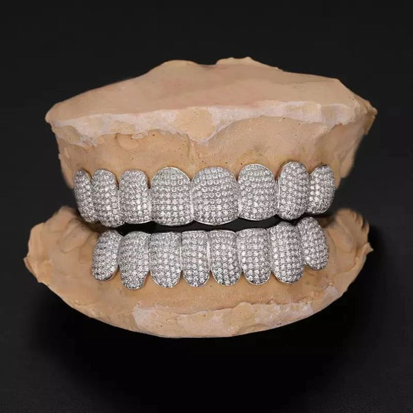 Colorless Moissanite Iced Out Customized Grillz