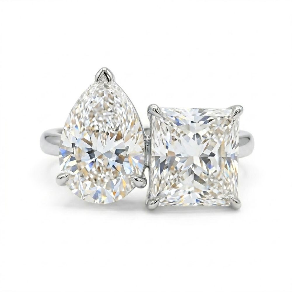 Pear & Princess Cut Toi et Moi Lab Grown Diamond Engagement Rings
