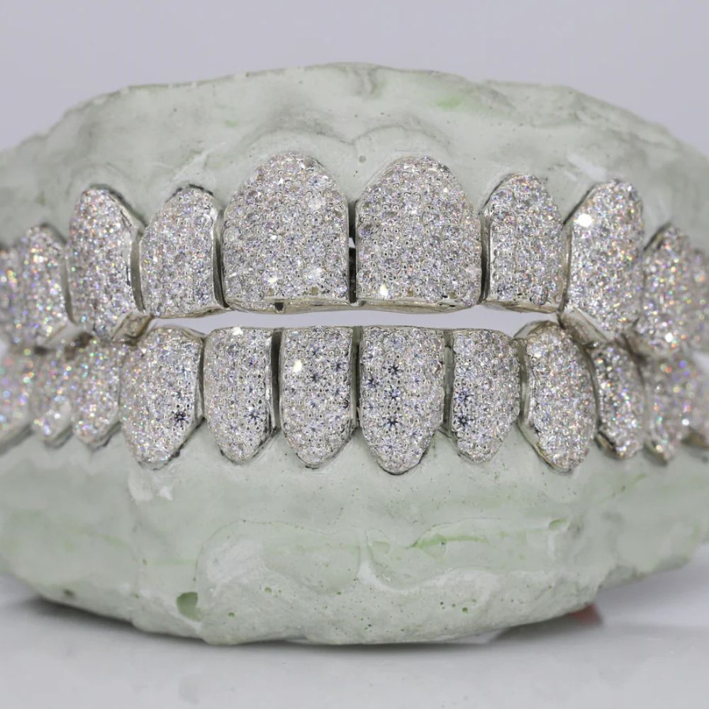 Moissanite Diamond Iced Out Customized Teeth Grillz