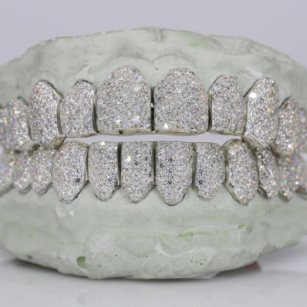 Moissanite Diamond Iced Out Customized Teeth Grillz