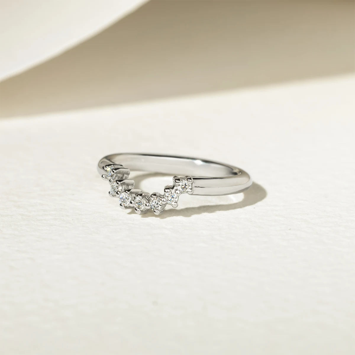 Moissanite Round Cut Curved Ring Band