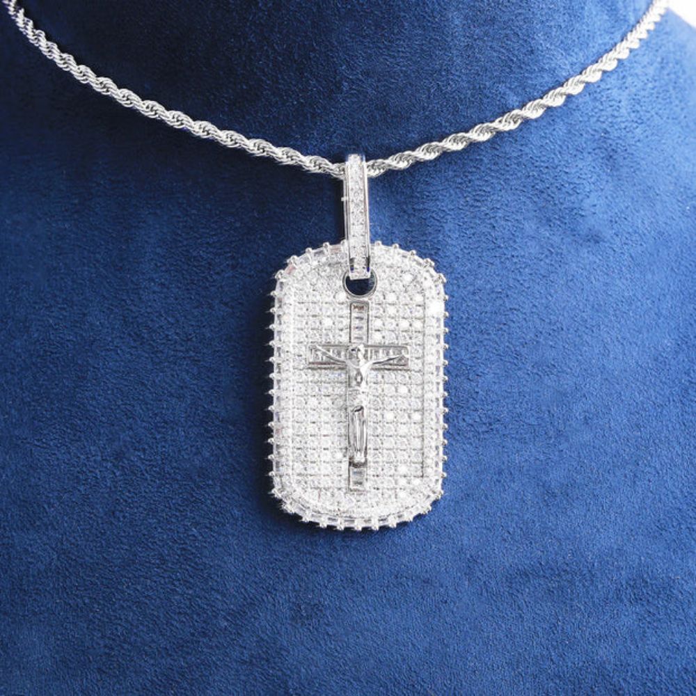 Lab Grown Diamond Round Cut Iced Out Pendant For Men