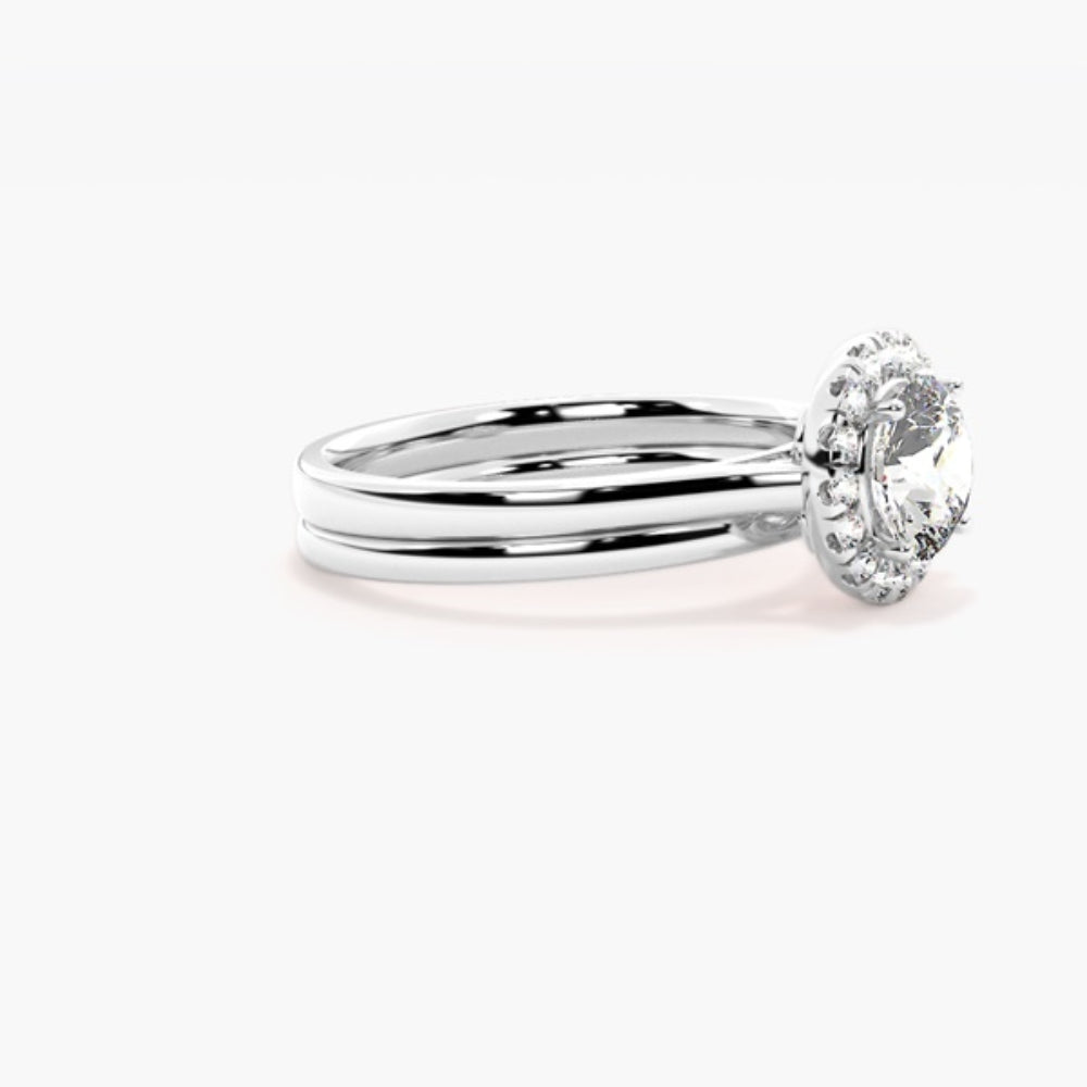 Moissanite Round Cut Halo Ring Set For Bridal