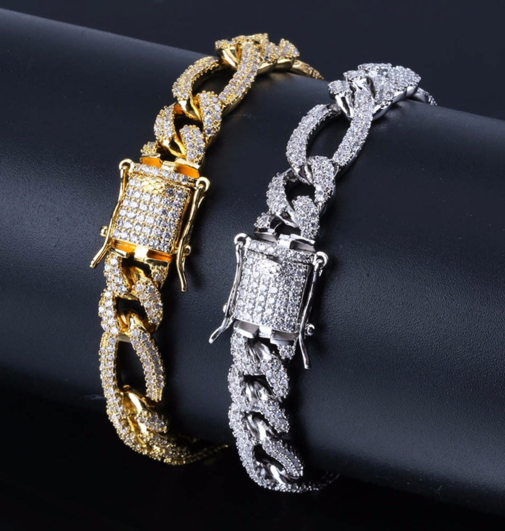 Round Cut VVS1 Moissanite Iced Out Hip Hop Bracelet