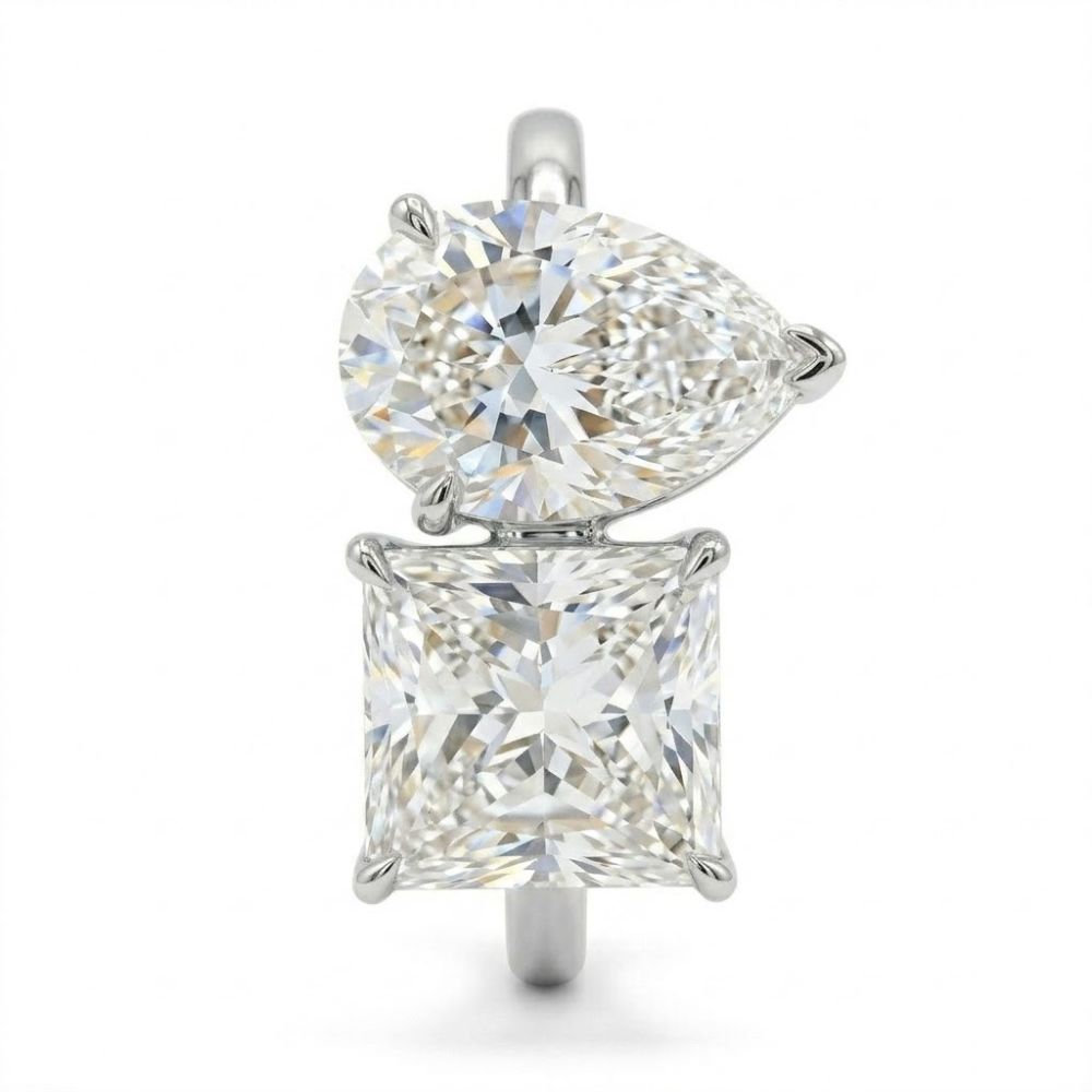 Pear & Princess Cut Toi et Moi Lab Grown Diamond Engagement Rings