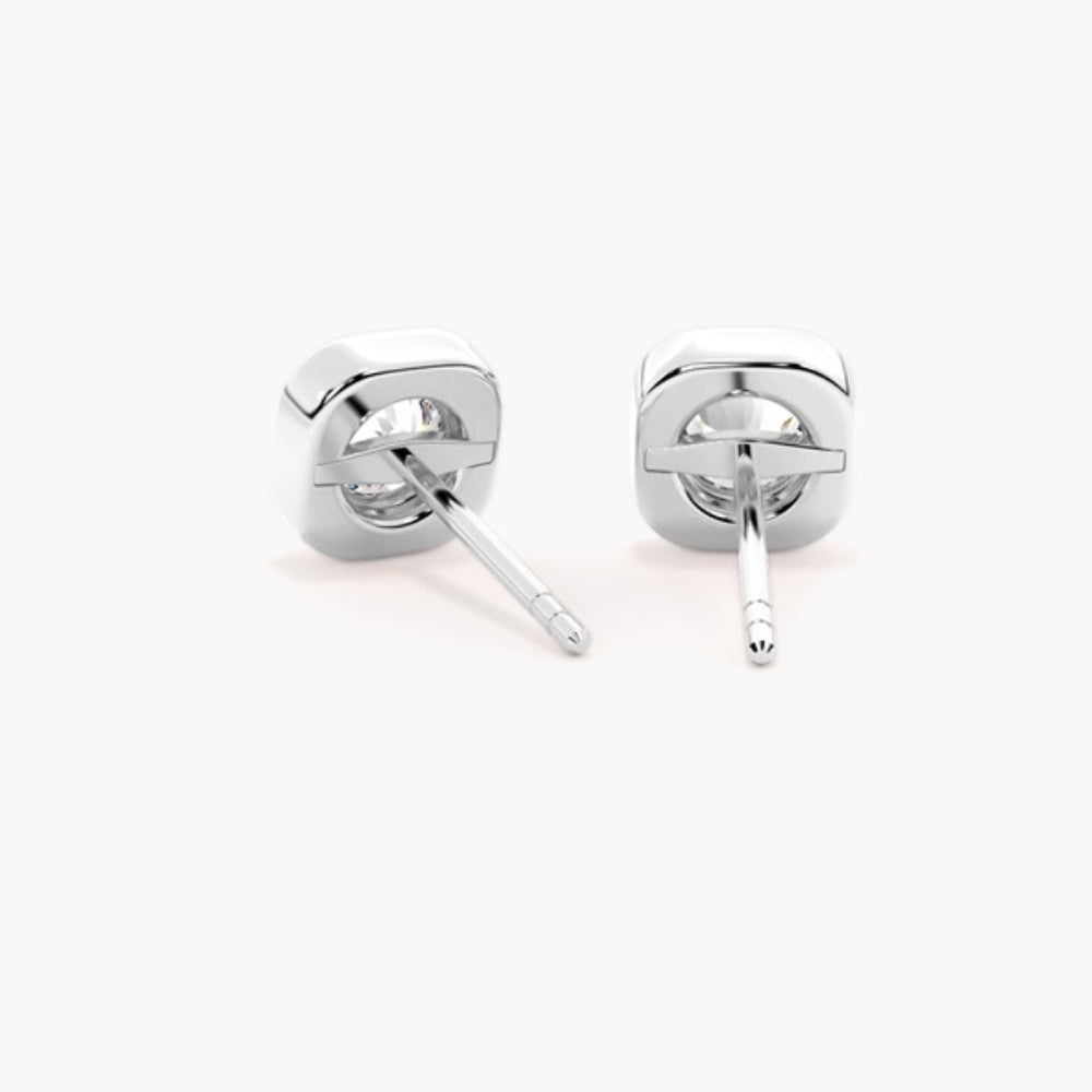 VVS1 Round Cut Moissanite Bezel Set Earring