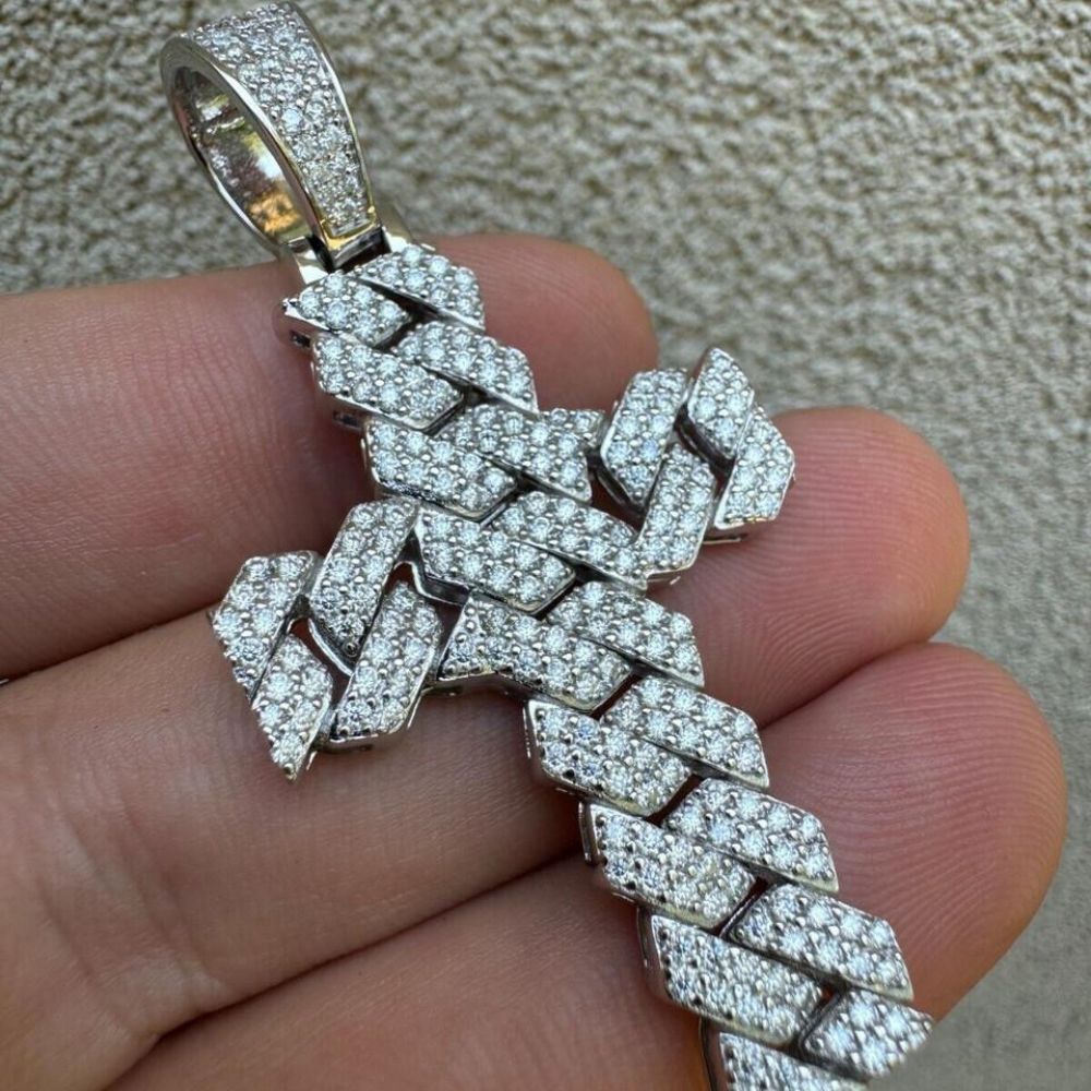 Moissanite Iced Out Cuban Link Cross Hip Hop Pendant