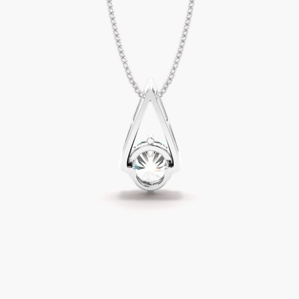 Round Brilliant Cut Colorless Moissanite Pendant