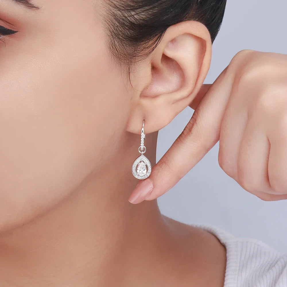18K White Gold Pear Cut Moissanite Halo Drop Earrings