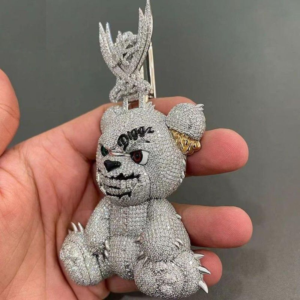 Iced Out Moissanite Diamond Angry Bear Hip Hop Pendant