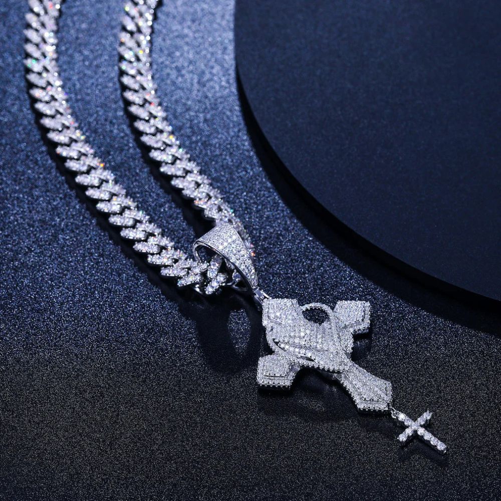 Moissanite Praying Hand Cross Hip Hop Pendant