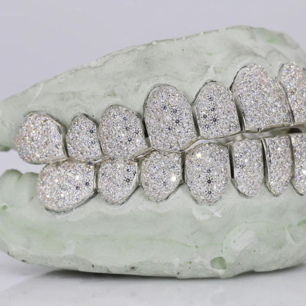 Moissanite Diamond Iced Out Customized Teeth Grillz