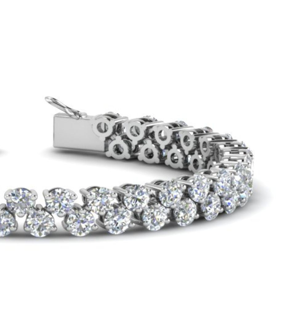 Round Cut Moissanite Tennis Bracelet For Valentine Gift