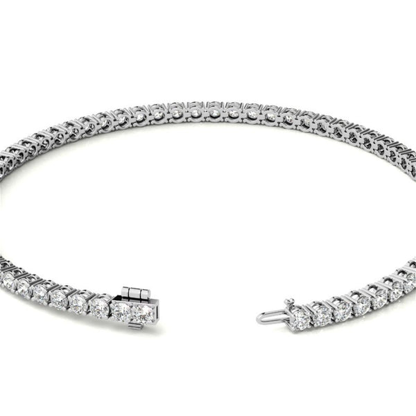 Round Cut Moissanite Bracelet For Anniversary Gift