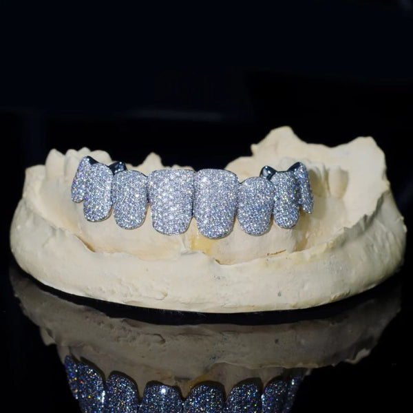 Dazzling Moissanite Diamond Iced Out Grillz