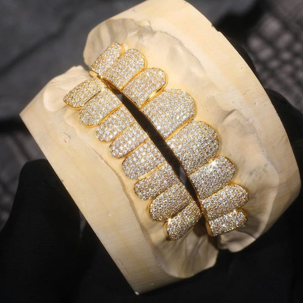 VVS1 Moissanite Fully Iced Out Luxury Grillz