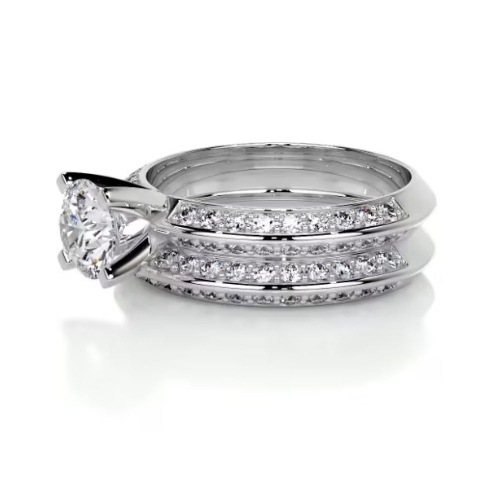 Round Cut Moissanite Knief Edge Style Wedding Ring Set