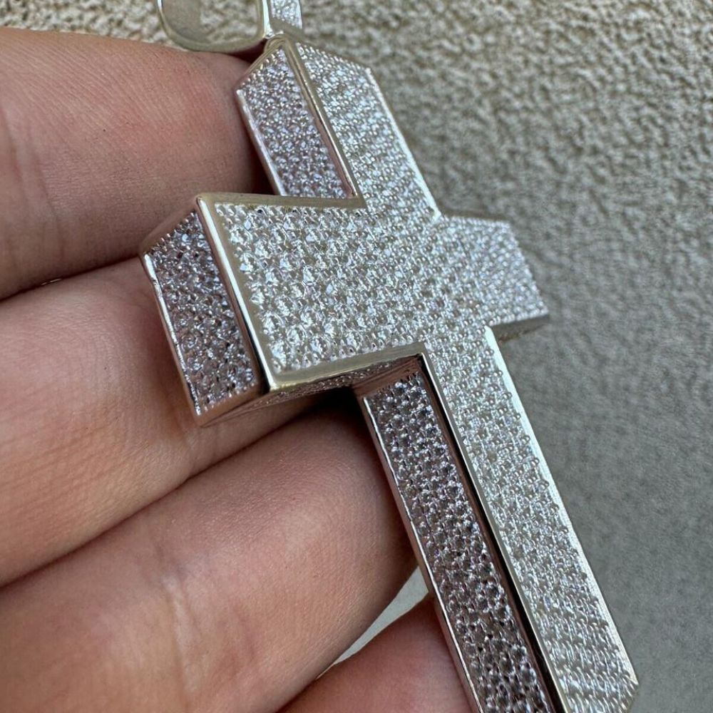 Iced Out Moissanite Diamond Cross Hip Hop Pendant For Men's