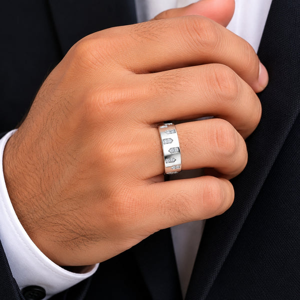 Round Cut Lab Grown Diamond Prong Setting Men's Promise Band