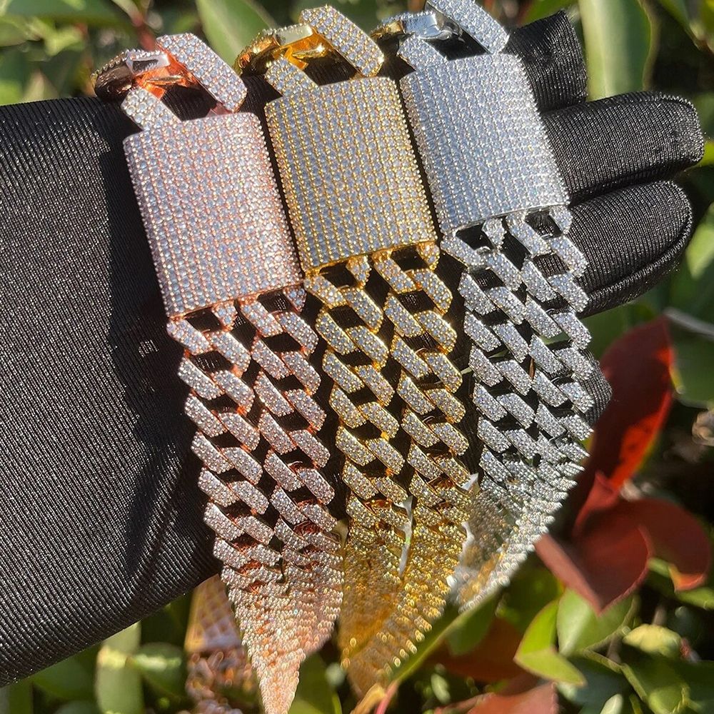 Lab Grown Diamond Round Cut Iced Out Chain For Men