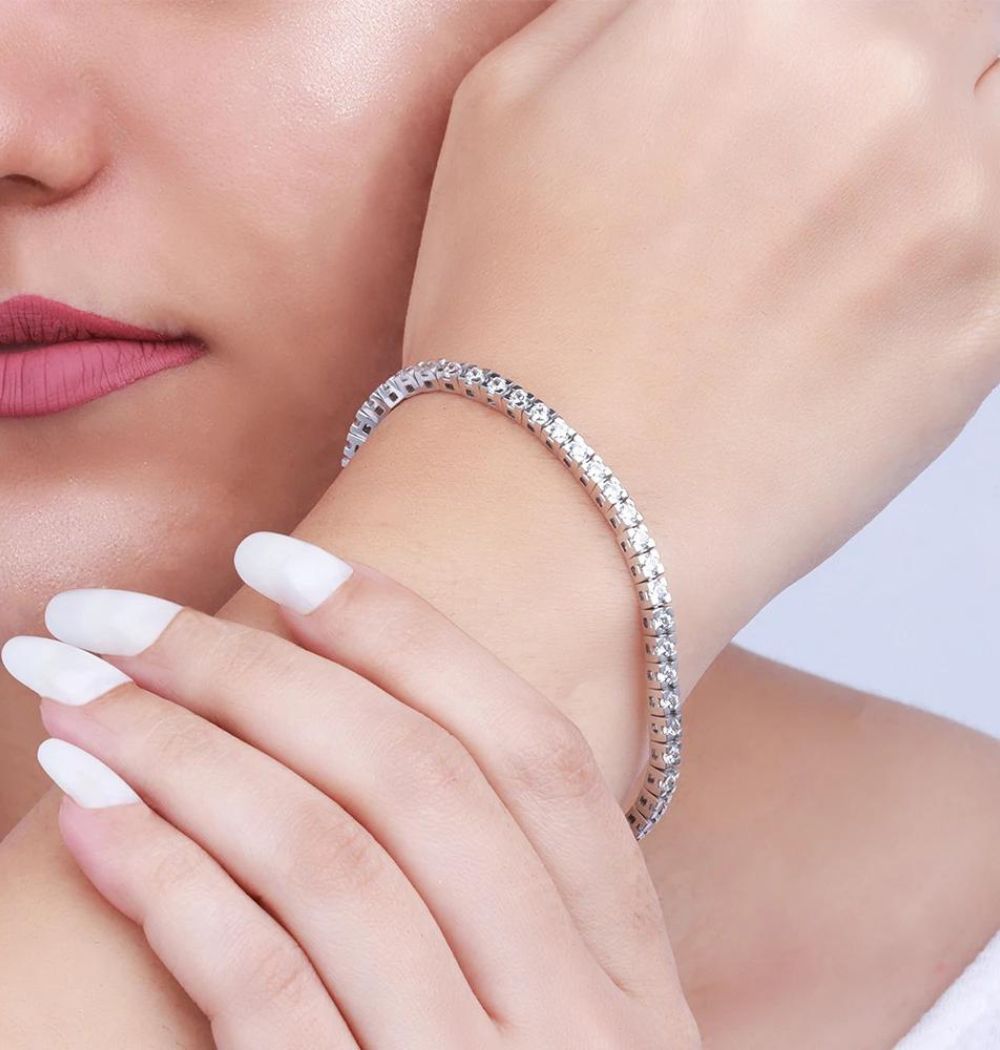 Round Cut Moissanite Diamond Tennis Bracelet For Women