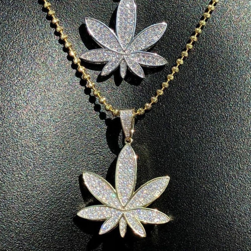 Maple Leaf Iced Out Moissanite Diamond Hip Hop Pendant