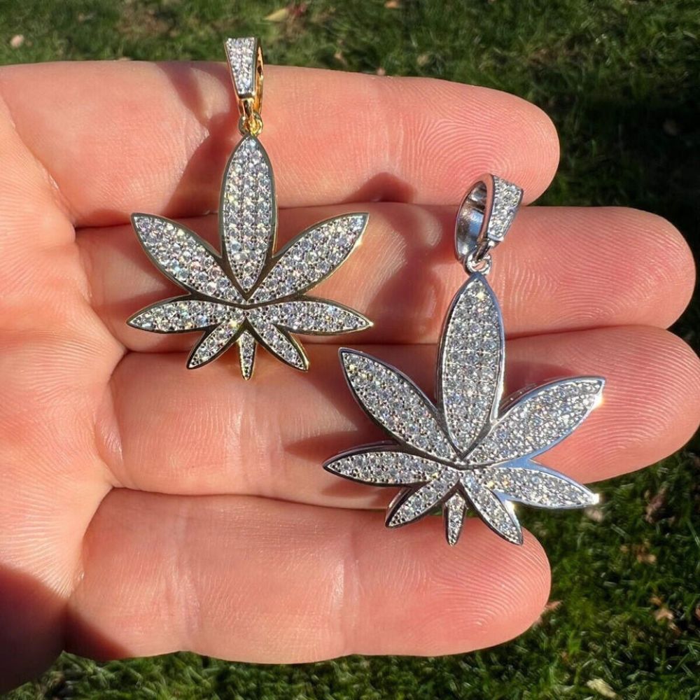 Maple Leaf Iced Out Moissanite Diamond Hip Hop Pendant