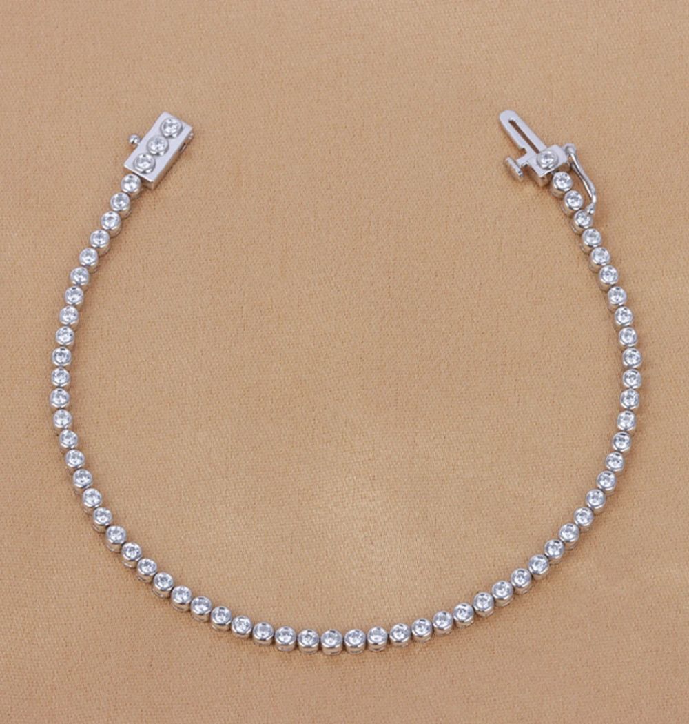 VVS1 Moissanite Round Cut Bezel Set Women's Bracelet