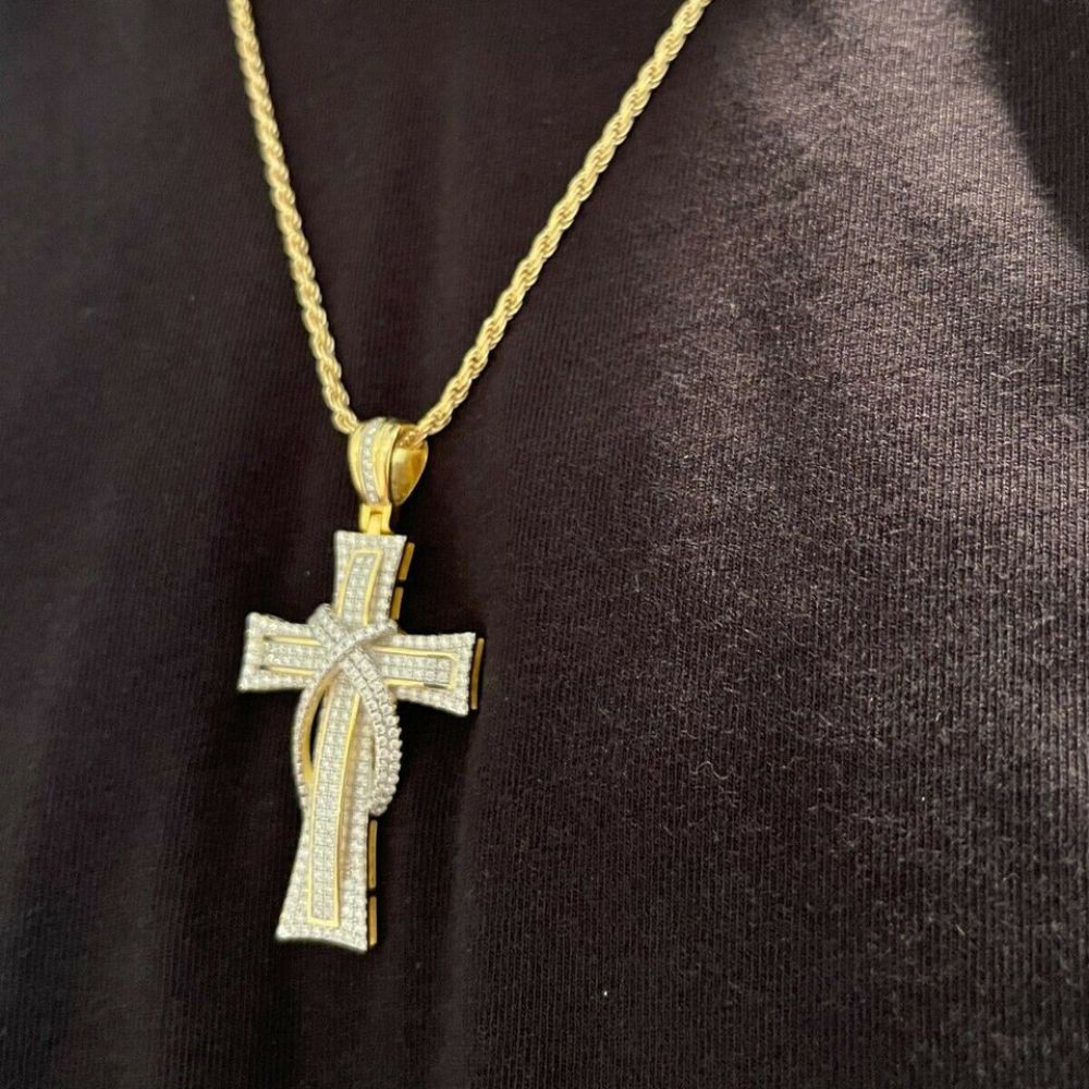 Iced Out Moissanite Diamond Unique Cross Hip Hop Pendant