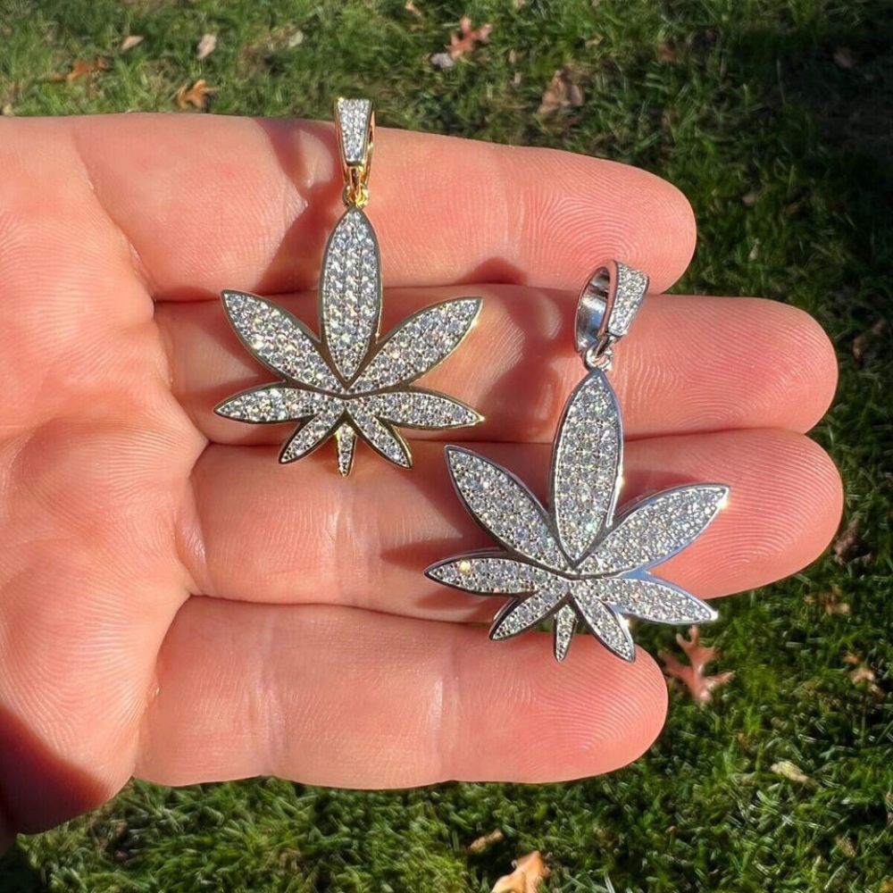 Maple Leaf Iced Out Moissanite Diamond Hip Hop Pendant