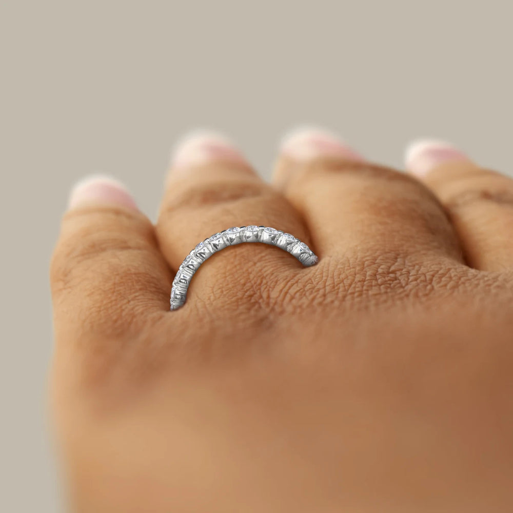 VVS1 Moissanite Round Cut Semi Eternity Wedding Band For Women