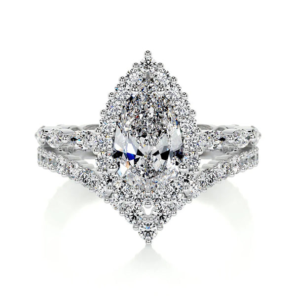 Pear Cut Halo Moissanite Ring Set