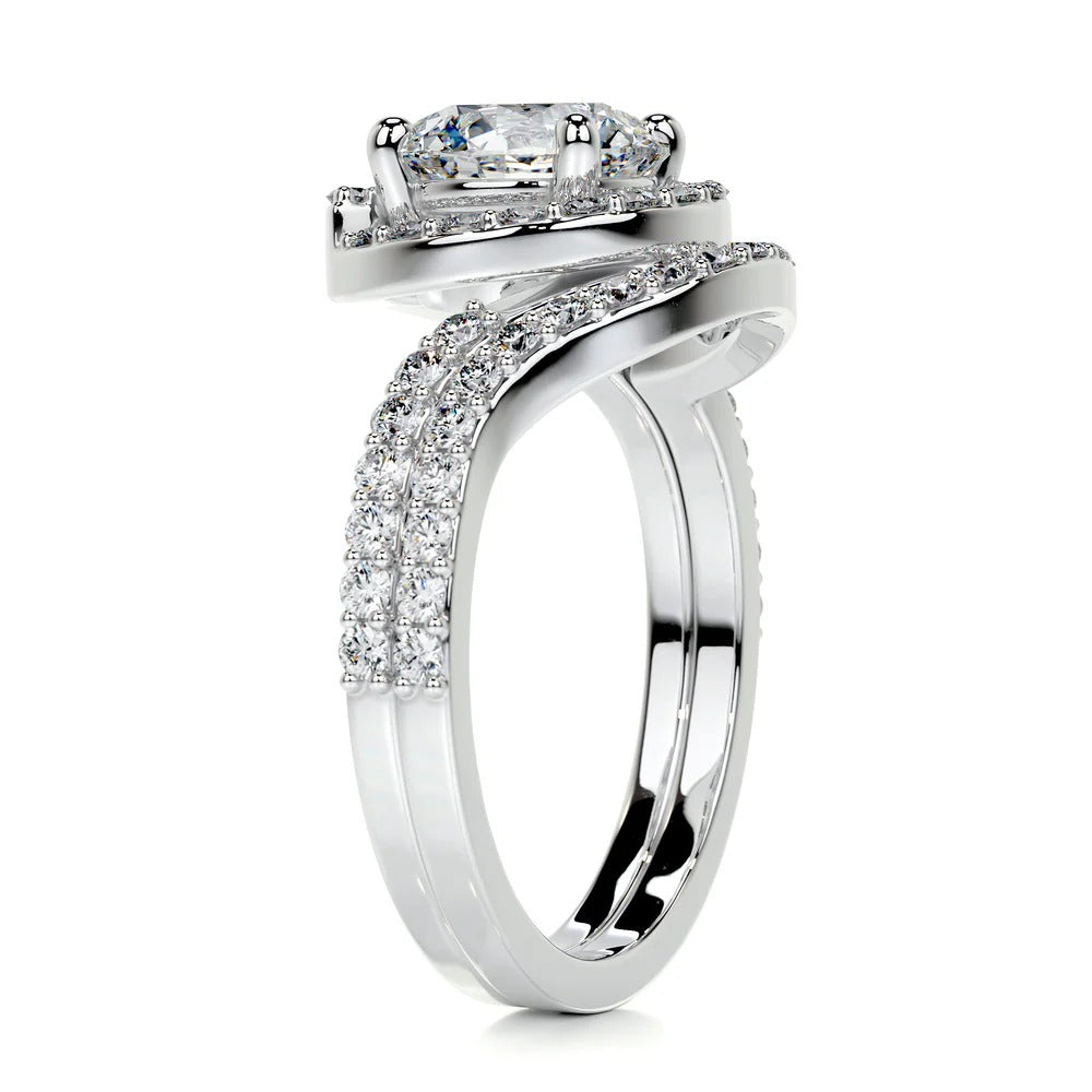 Brilliant Round Cut Halo Wedding Ring Set