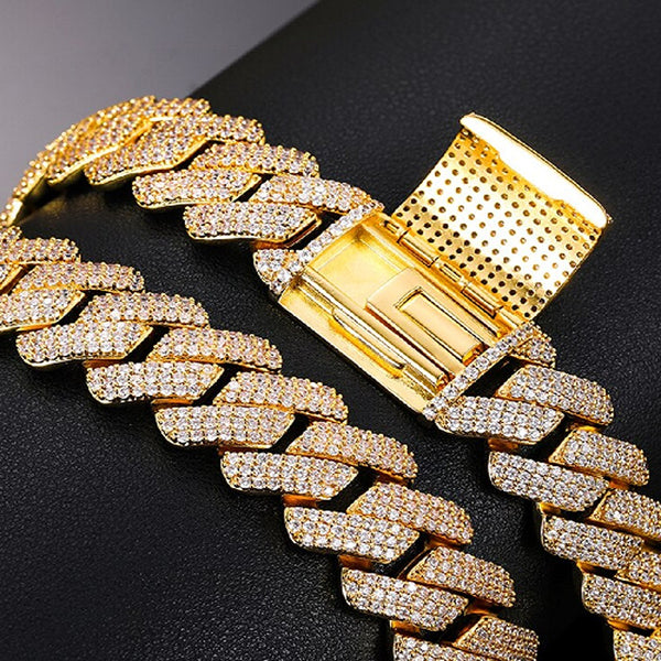 VVS1 Moissanite 18MM Iced Out Cuban Link Hip Hop Chain