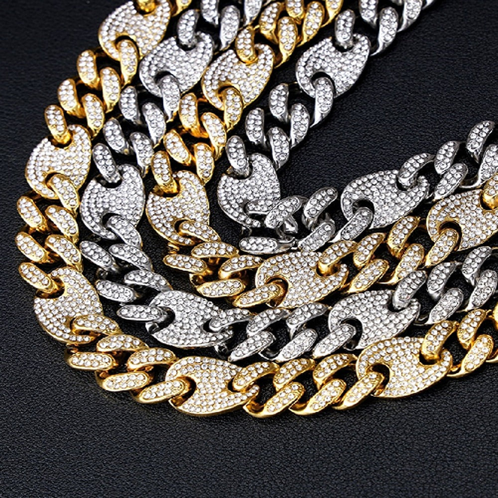 VVS1 Moissanite Iced Out Figaro Cuban Link Chain