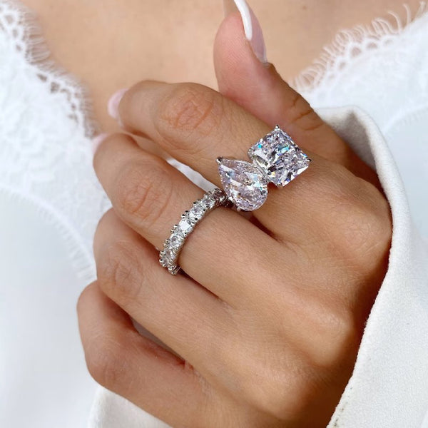 Celebrity Style Toi et Moi Engagement Rings