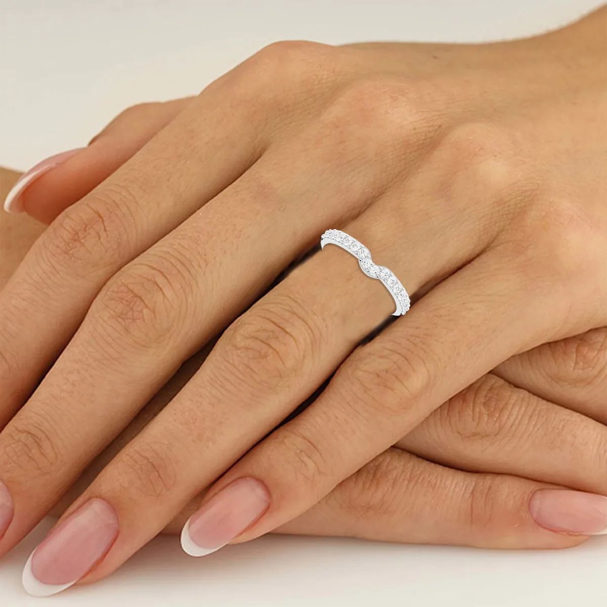 Round Cut Curved Moissanite Matching Band