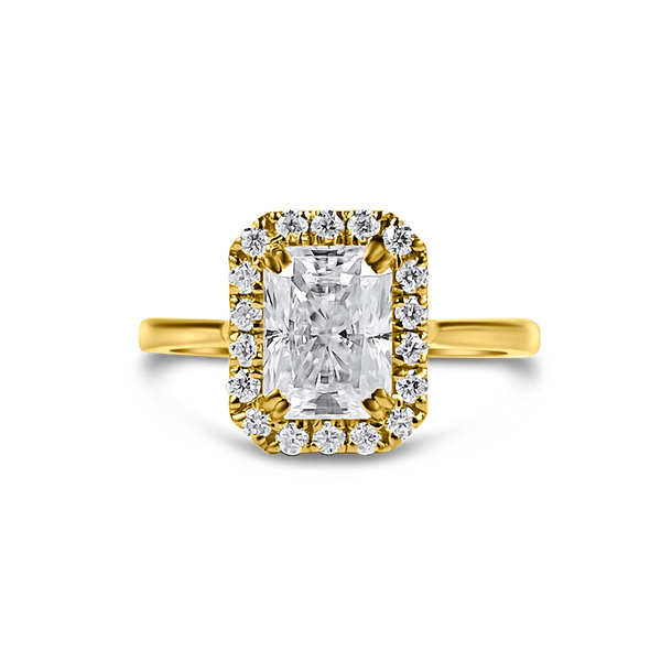 Round Cut Solitaire Ring