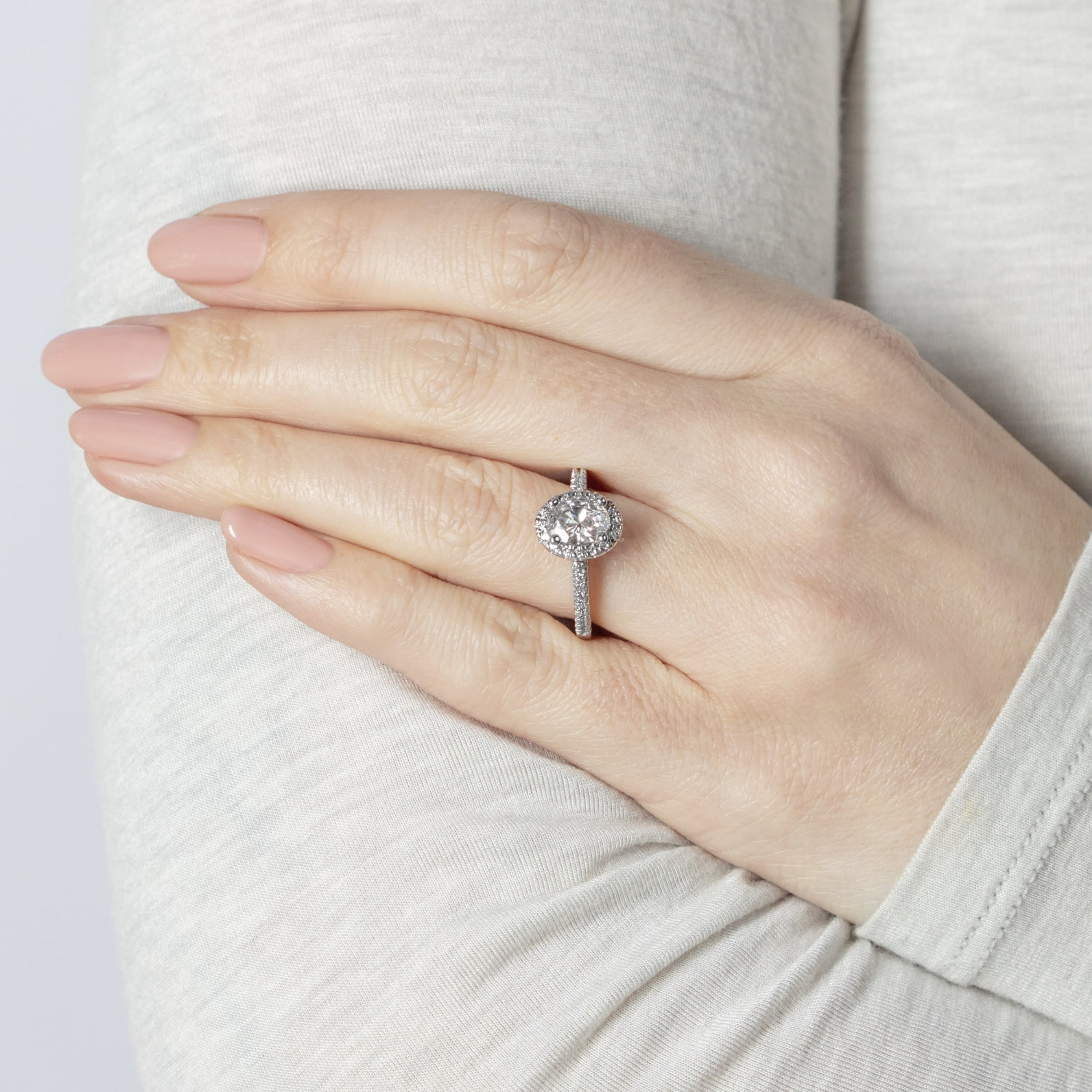 Oval Cut Moissanite Diamond Halo Engagement Ring