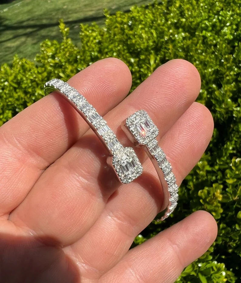 Open Cuff Moissnaite Diamond Bracelet for Women's