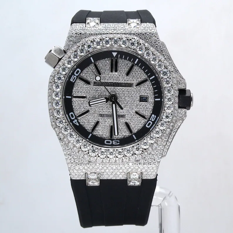 Unique Full Diamond Round Dial Men's Wrist Watch, Fancy Black Silicone Band Watch For Him