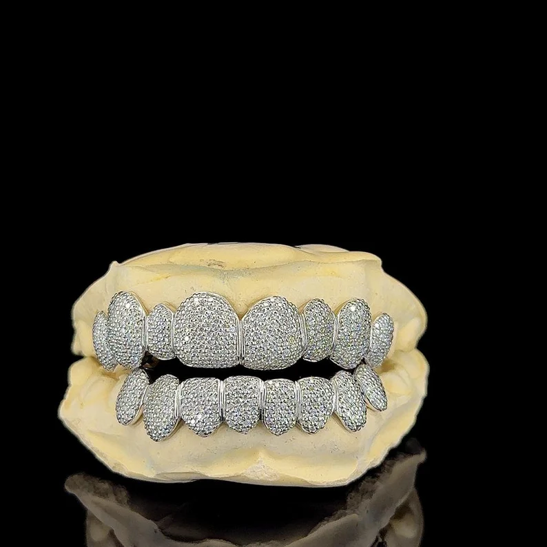 Fully Iced Out Moissanite Diamond Customized Teeth Grillz