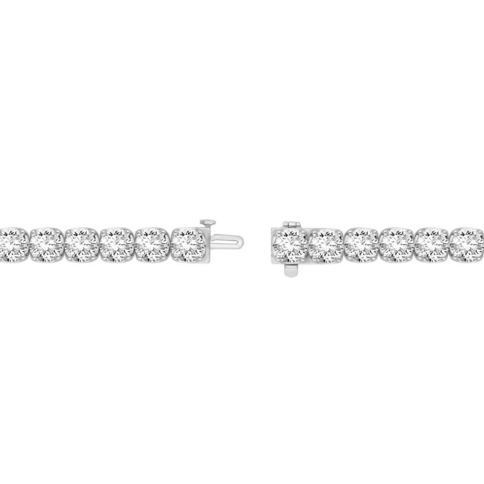 Colorless Moissanite Round Cut Bracelet For Women